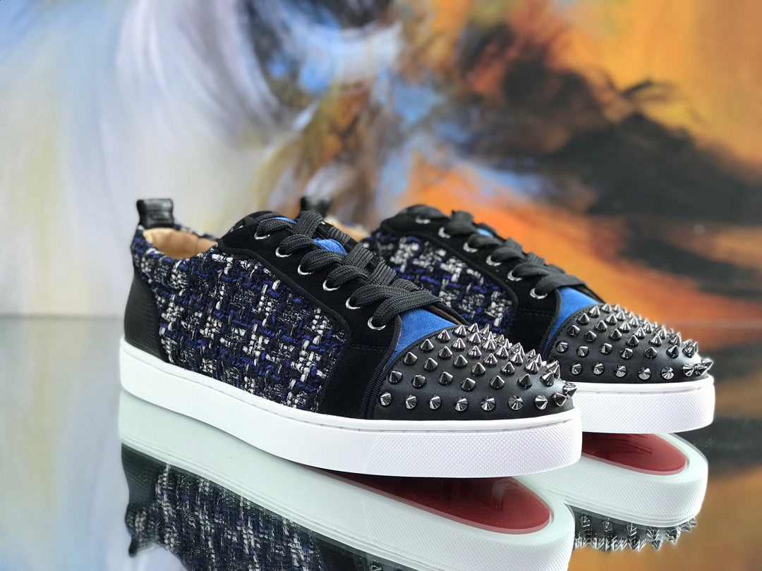 Sneakers & Shoes