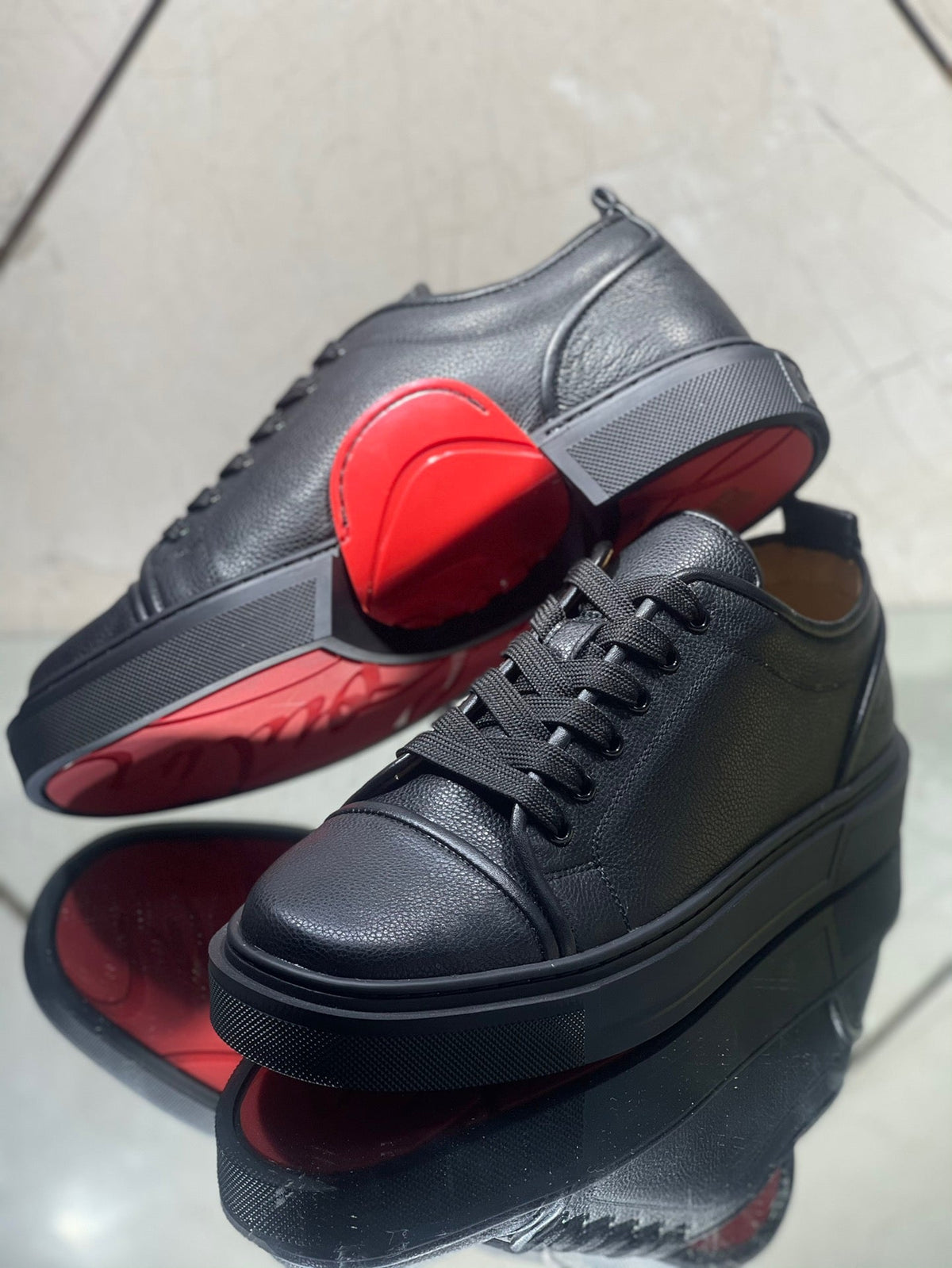 Sneakers & Shoes