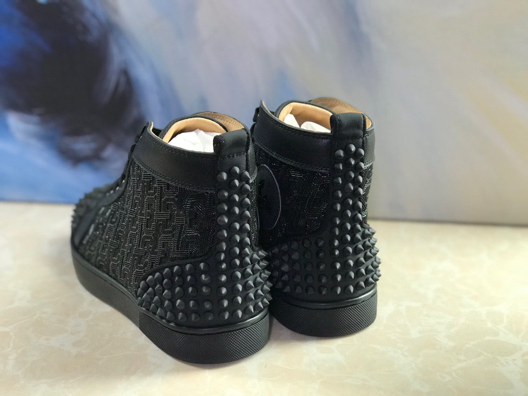 Sneakers & Shoes