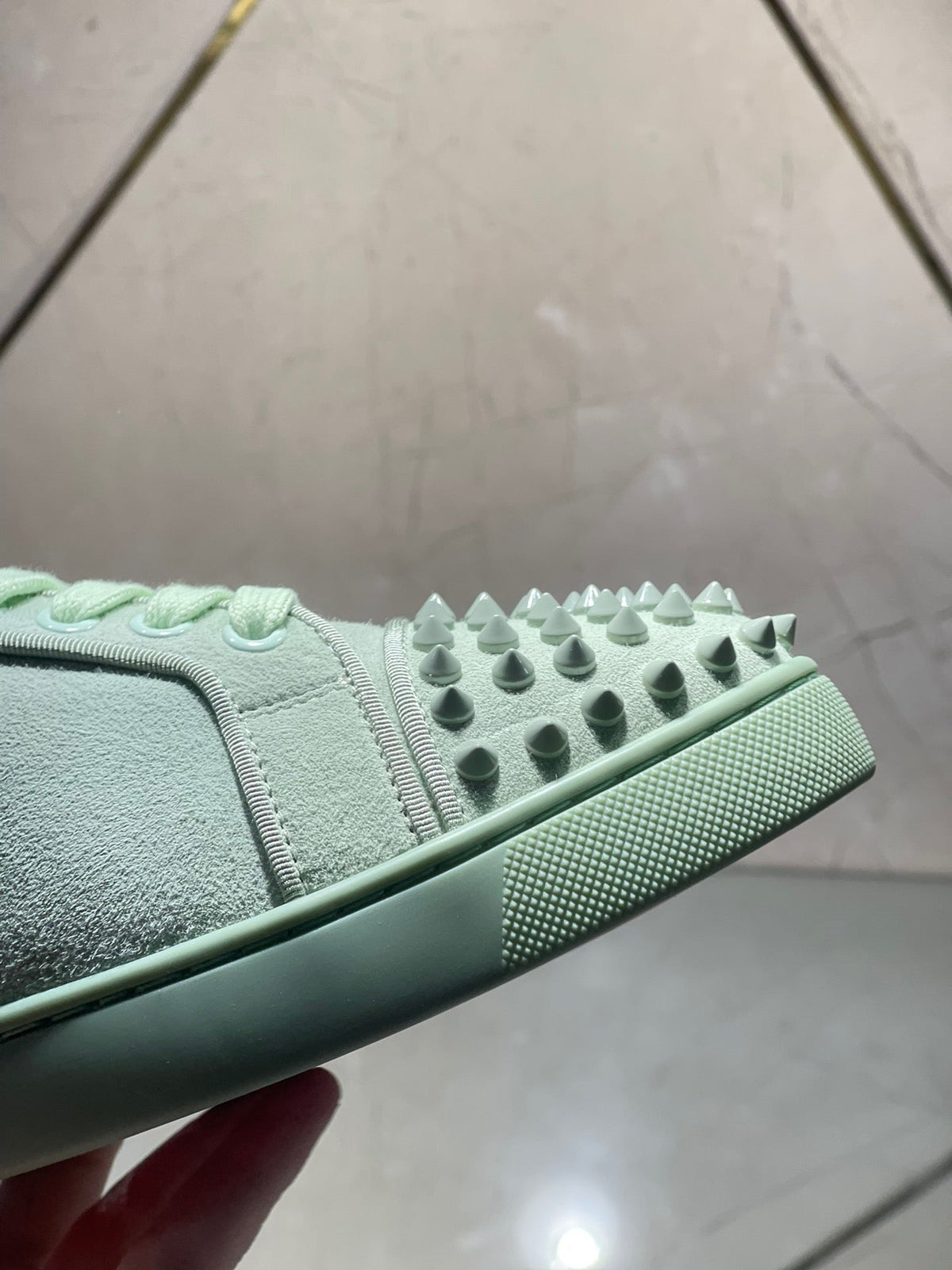 Sneakers & Shoes