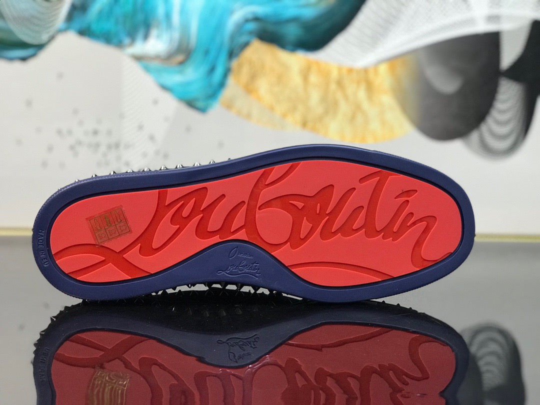 Sneakers & Shoes