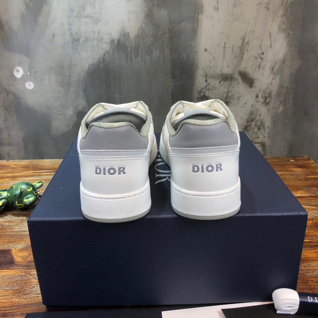 DIO Sneakers