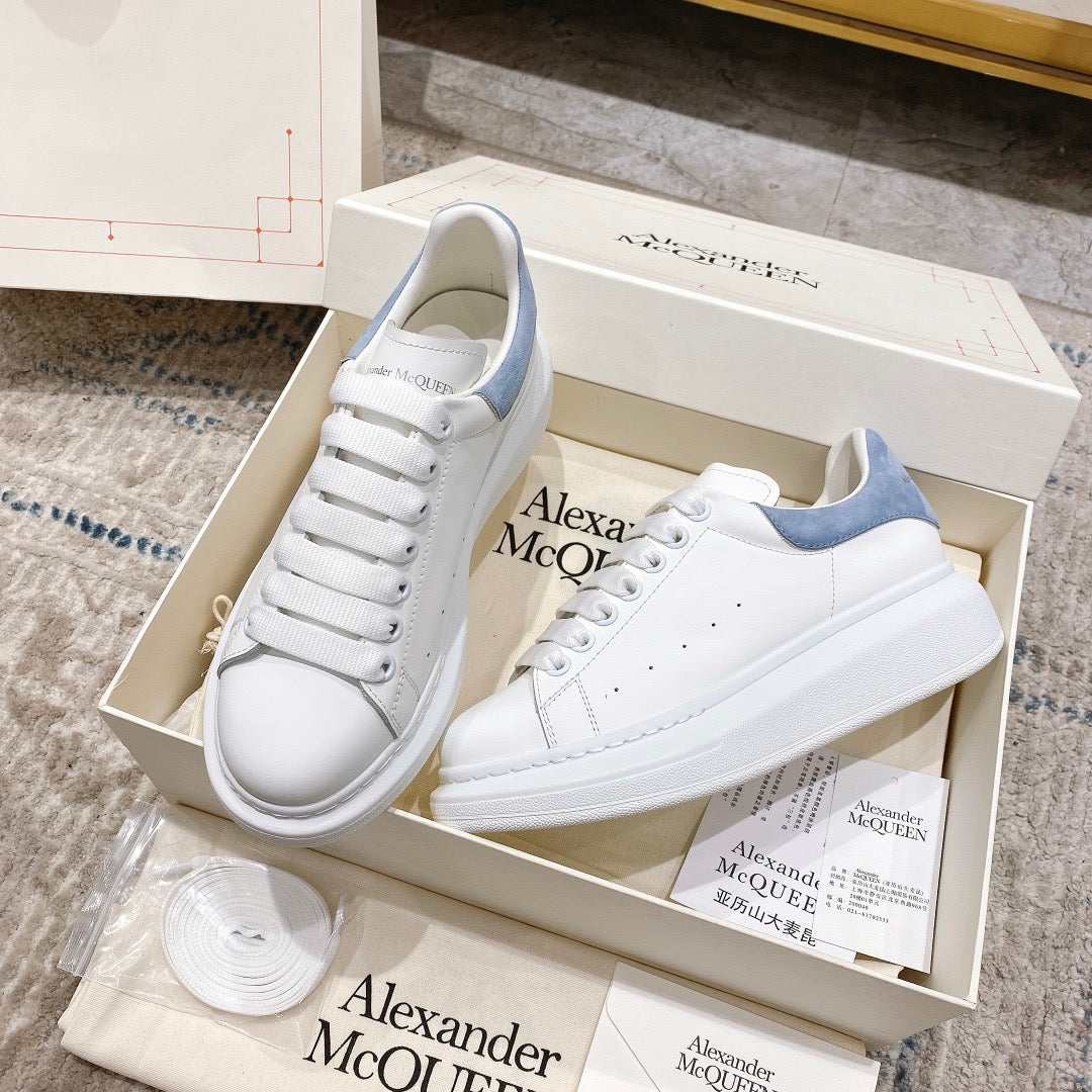 Sneakers & Shoes