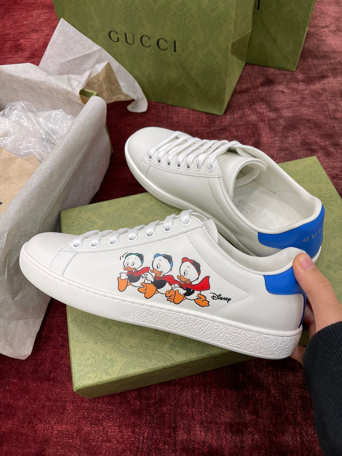 Sneakers & Shoes