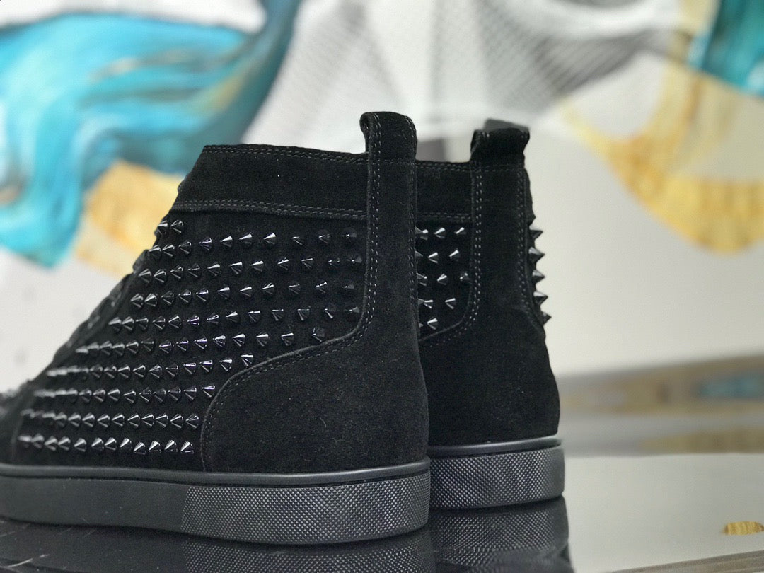Sneakers & Shoes
