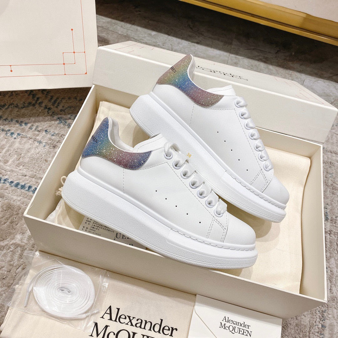Sneakers & Shoes