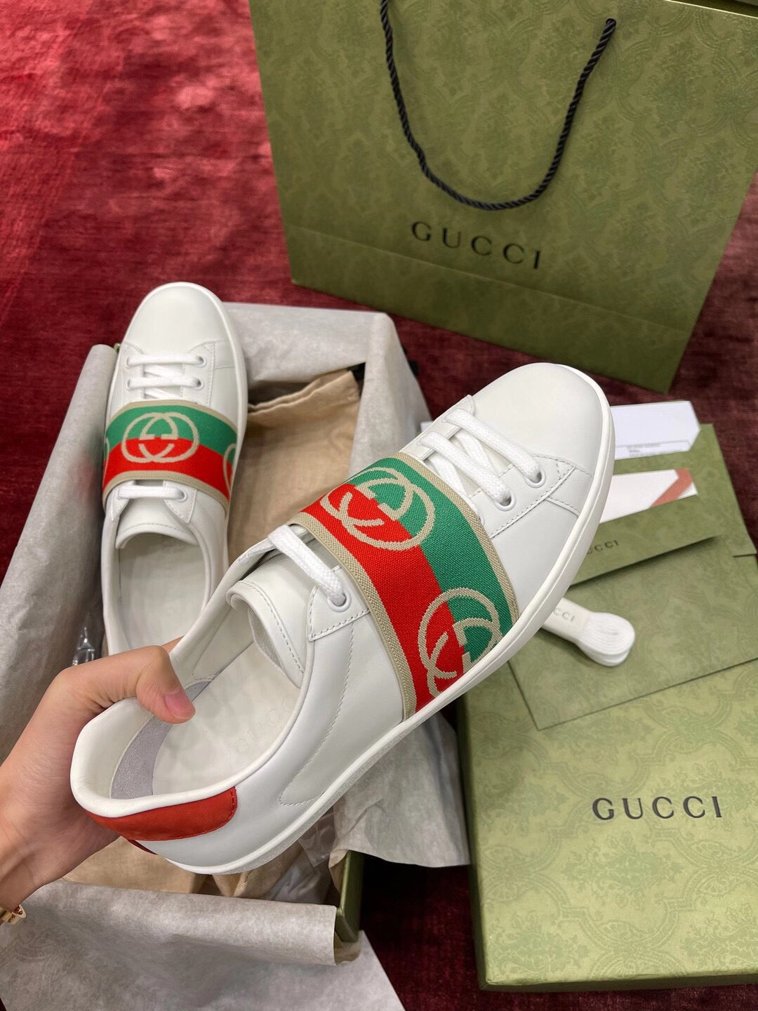Sneakers & Shoes