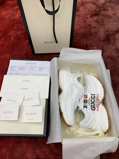 Sneakers & Shoes
