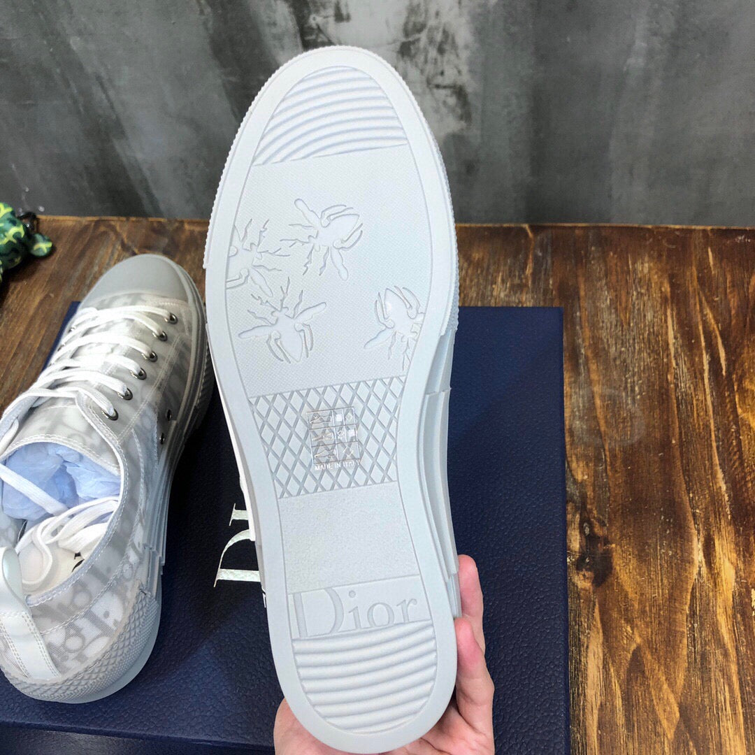 DIO Sneakers