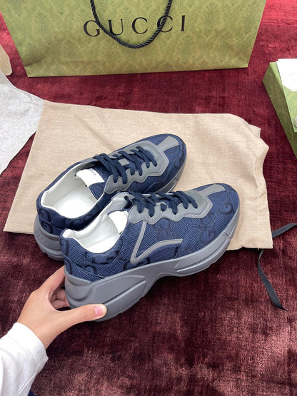 Sneakers & Shoes