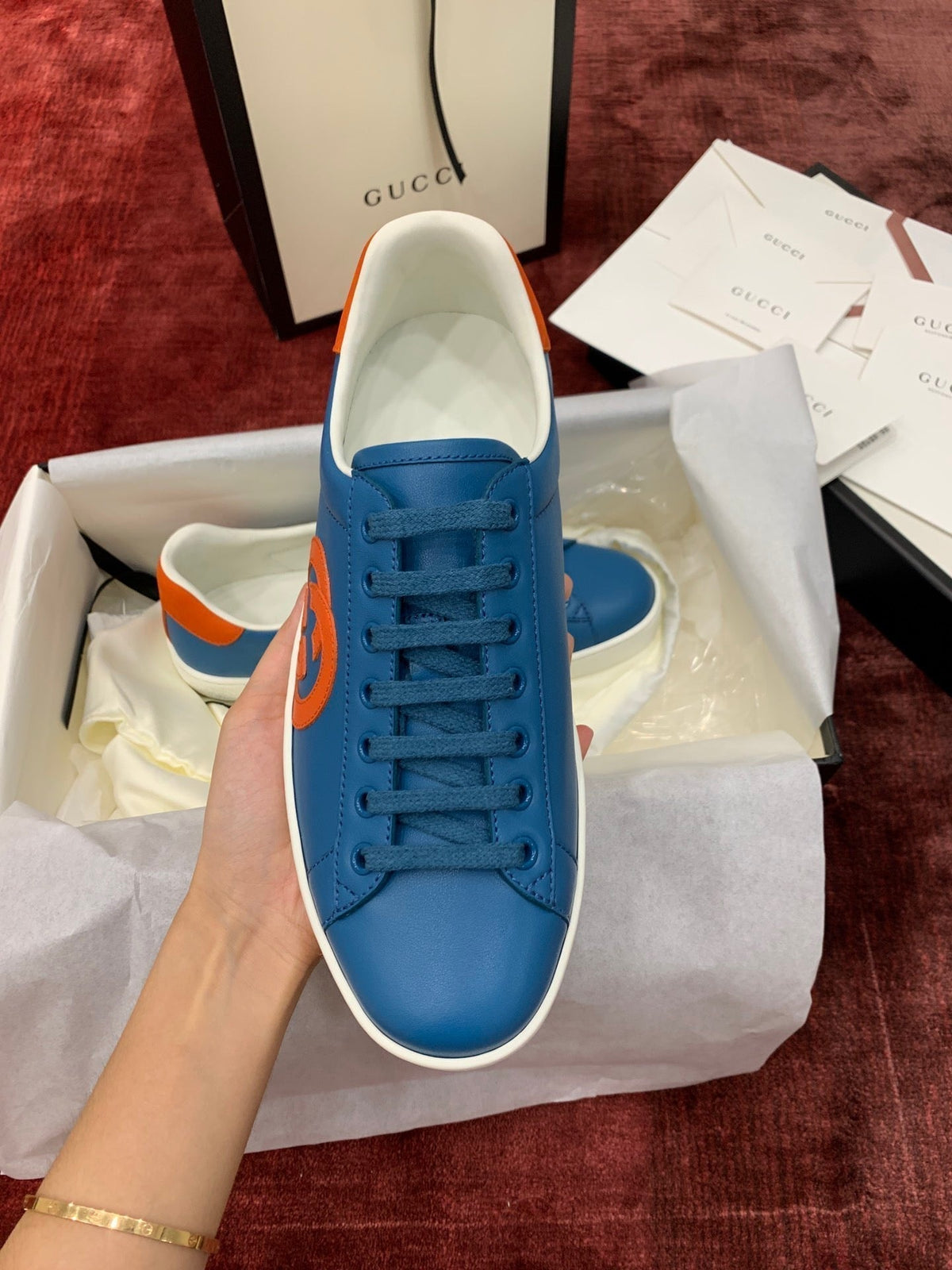 Sneakers & Shoes