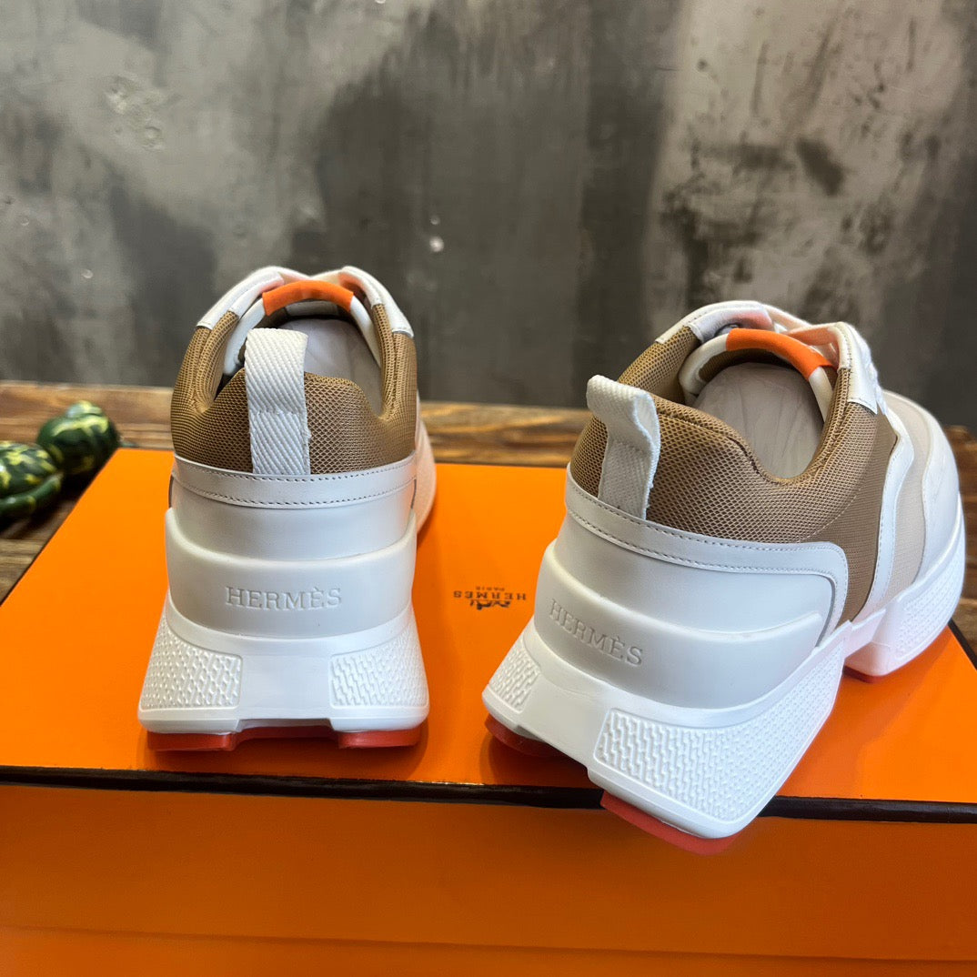 HERM Sneakers