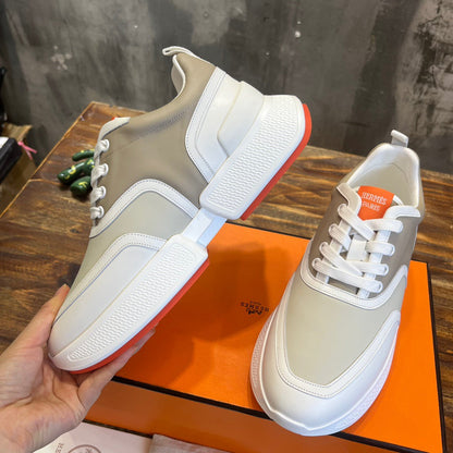 HERM Sneakers
