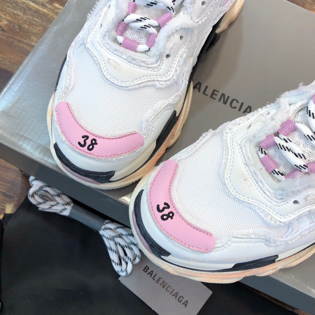 BLCG Sneakers