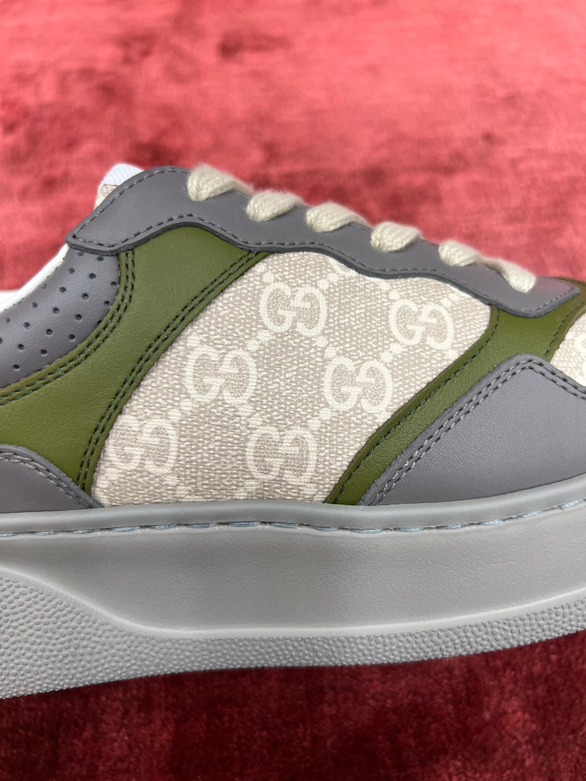 Sneakers & Shoes