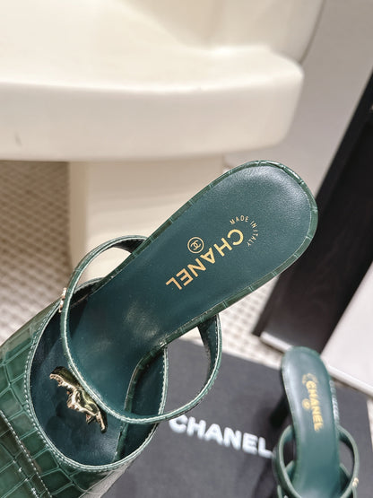 Chanel 2026 High-Heeled Crocodile-Patterned Sandal Leather 930661
