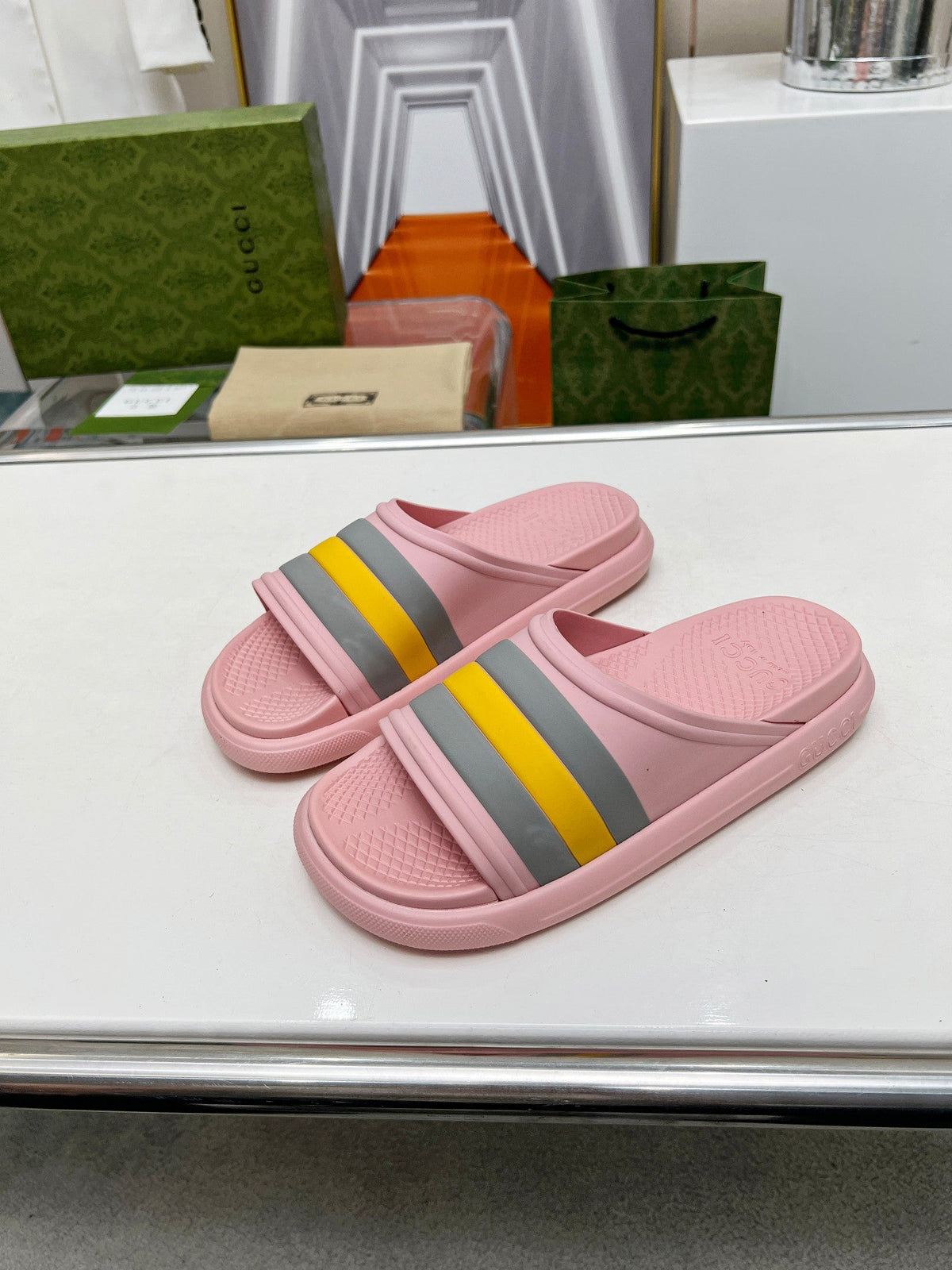 PLATFORM SLIPPERS IN LIGHT PINK MIX COLORFUL IMPORTED TPU