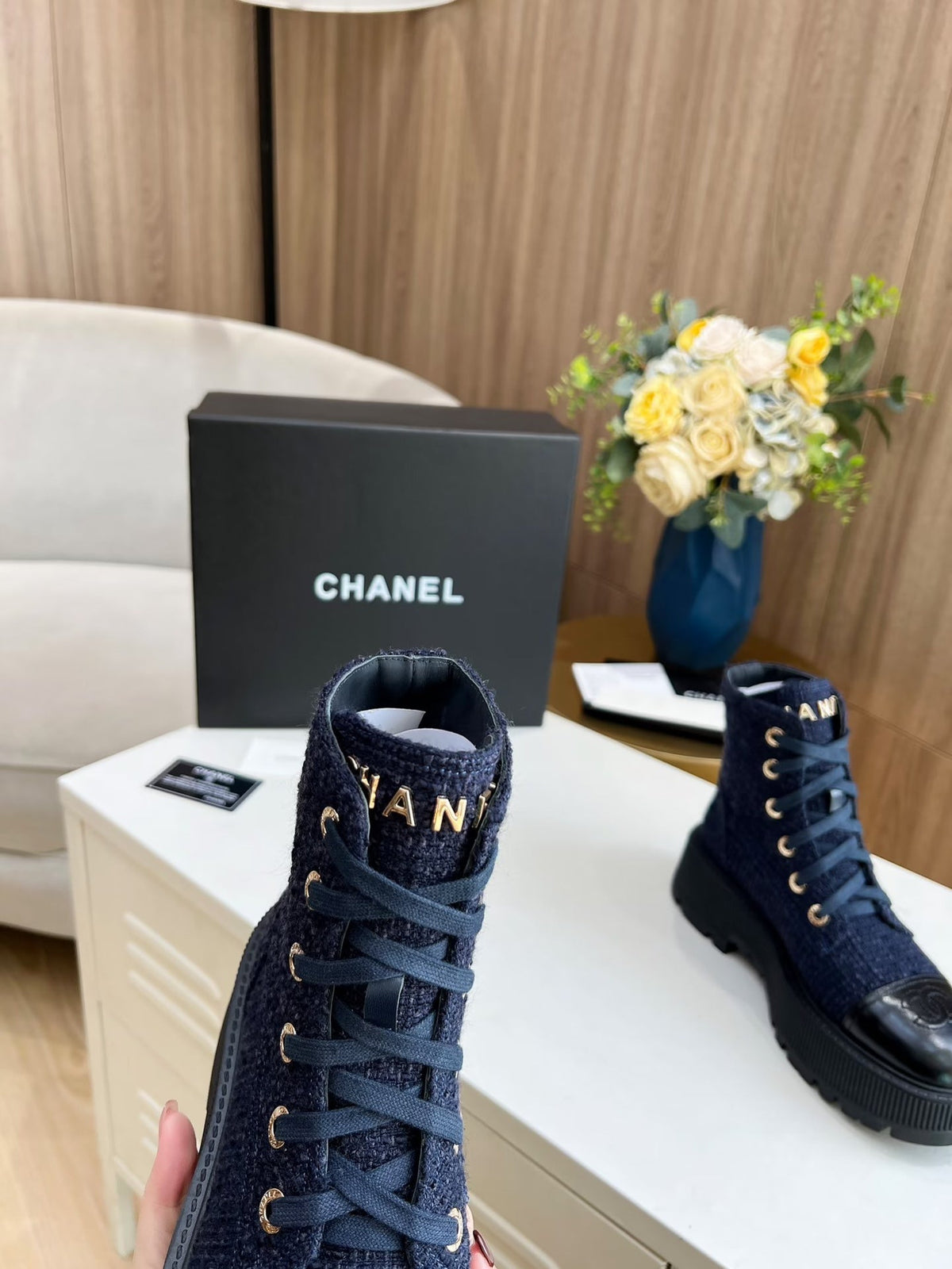 SHORT BOOTS IN DENIM BLUE TWEED AND BLACK CALFSKIN
