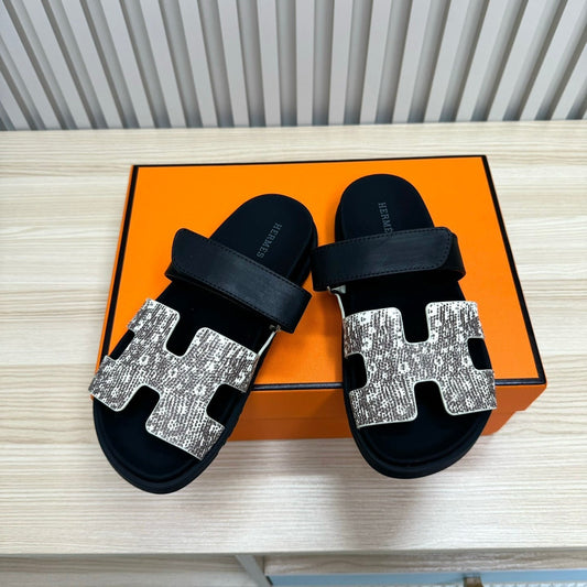 HM 26ss Slippers White Gray Black Suede Leather 618578