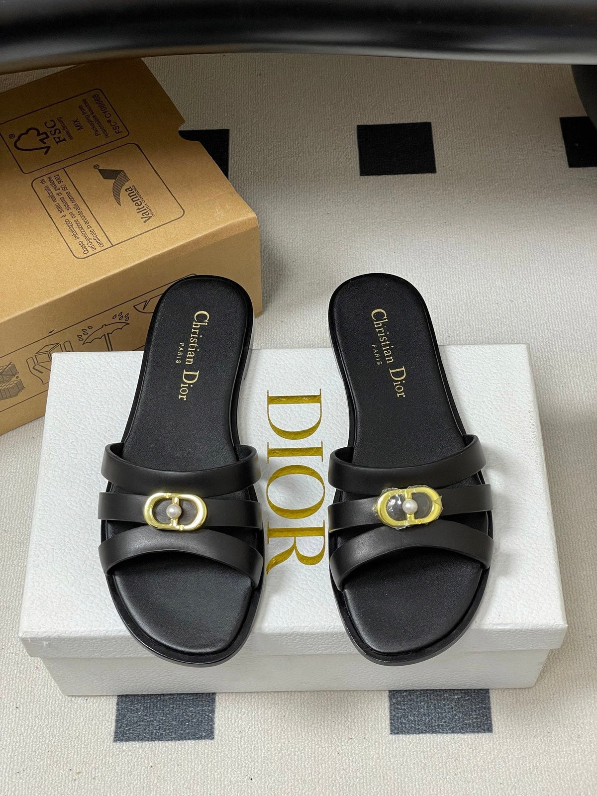 CD 26 Chunky Heel Sandals Black Leather 593533