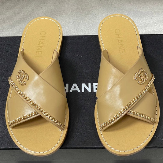 CC 26 Criss-cross Strap Slipper Beige Sheepskin 593302