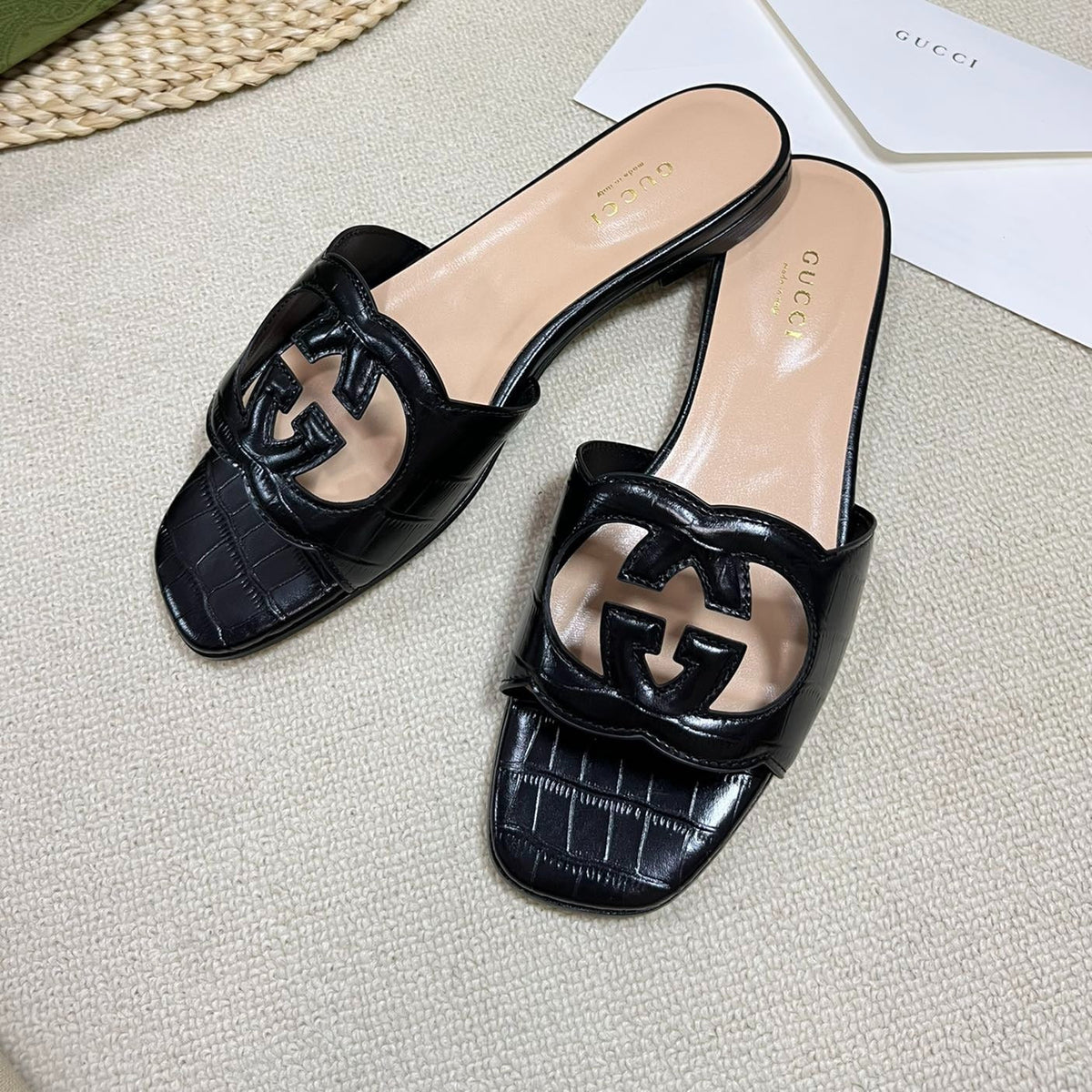 GG Cut Out Slide Sandals Black