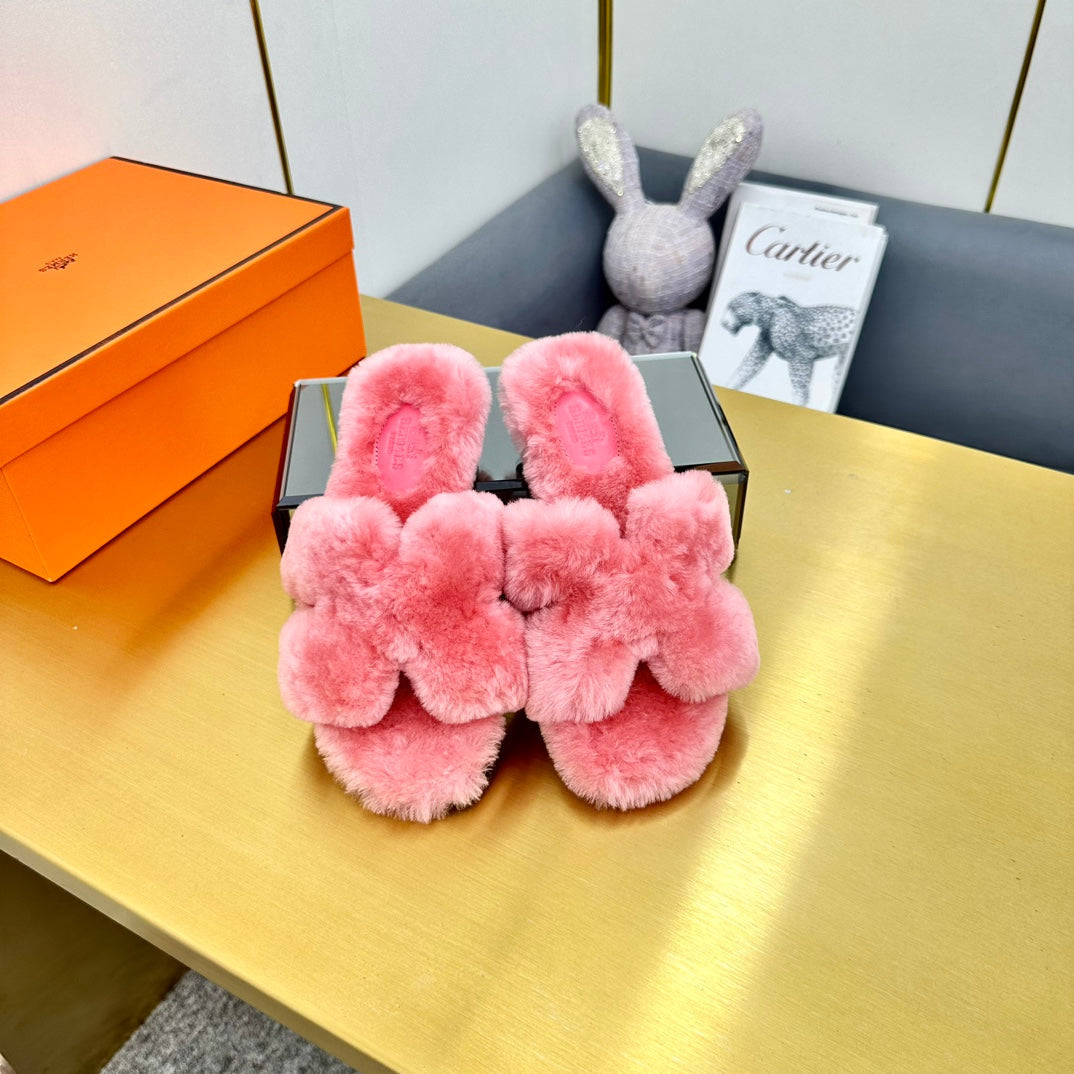 ORAN SHEARLING SANDALS DARK PINK