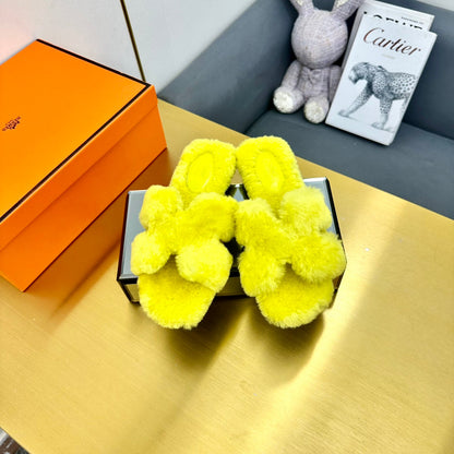0RAN SHEARLING SANDALS SUNSHINE YELLOW