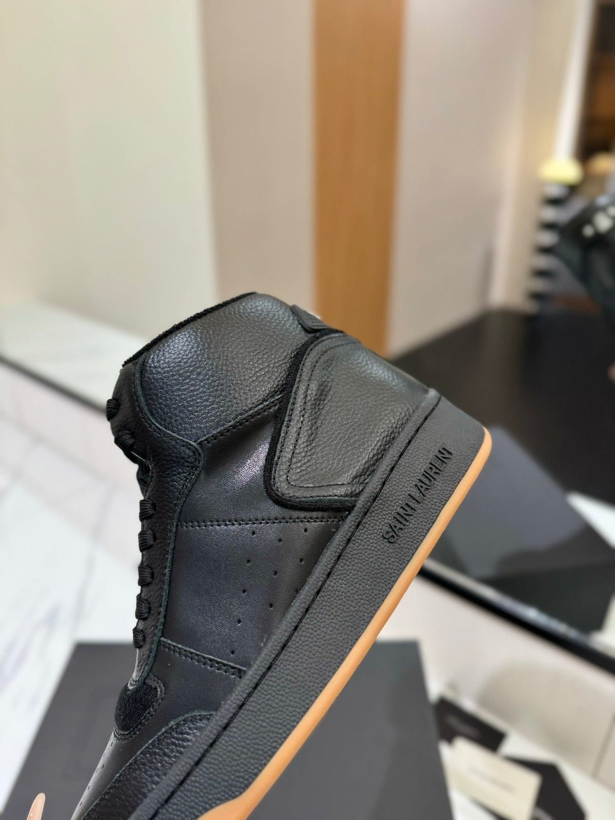MID-TOP SNEAKERS IN BLACK PERFORATED LAMBSKIN