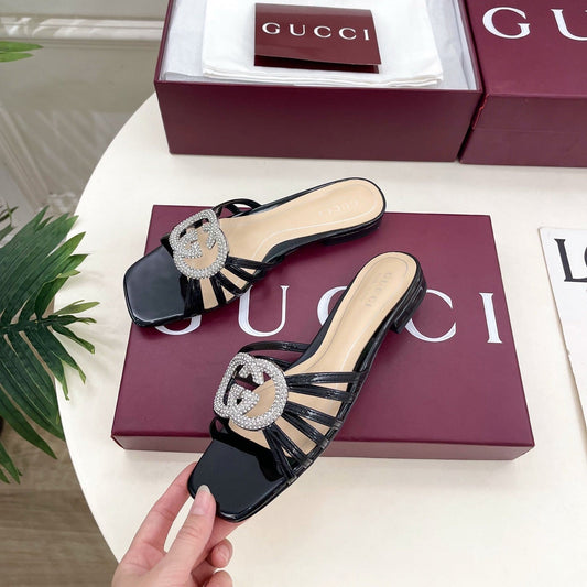 GG 26 Flat Sandals Black Patent Leather 587089